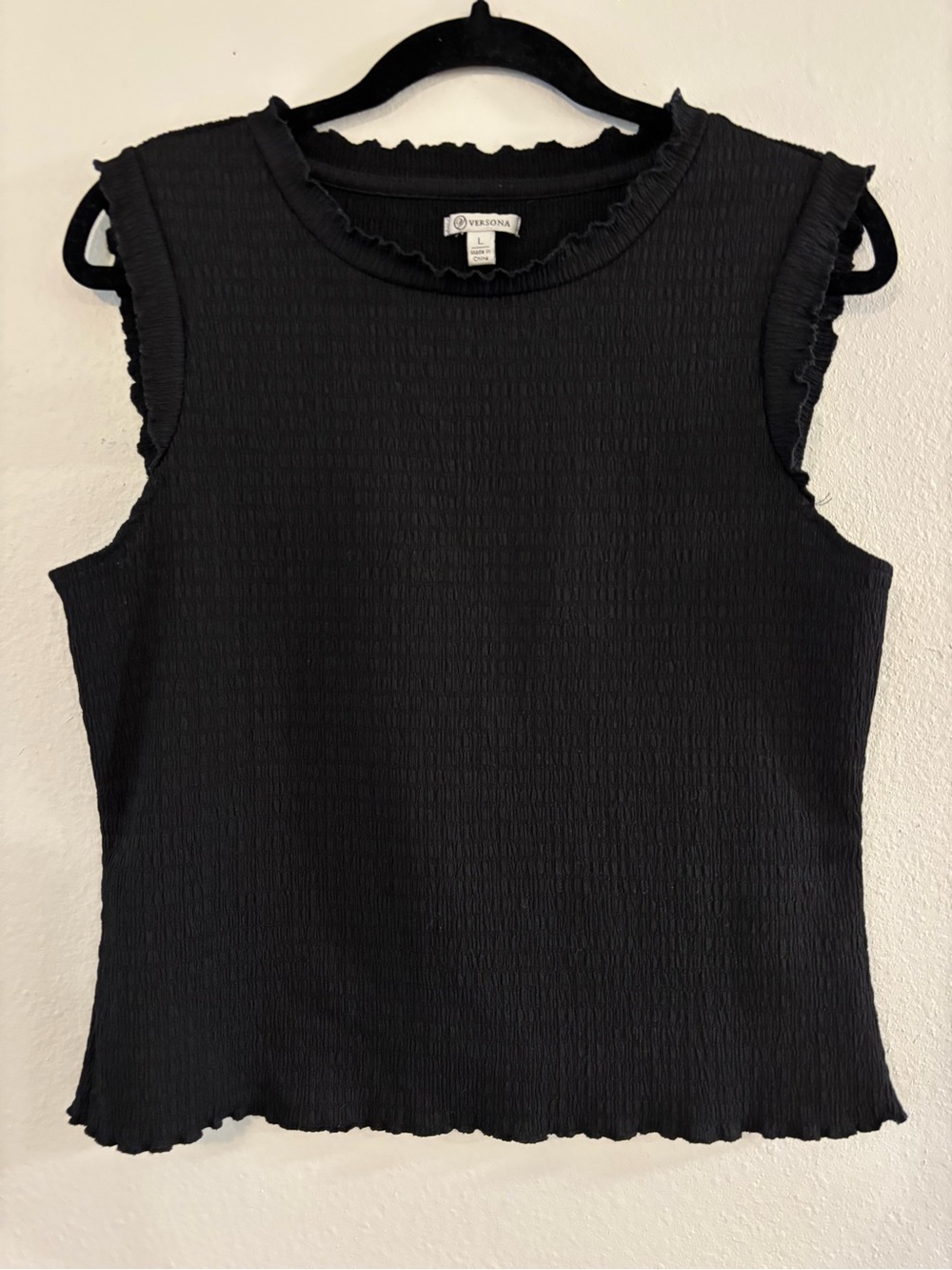 Versona Black Sleeveless Textured Tank Top